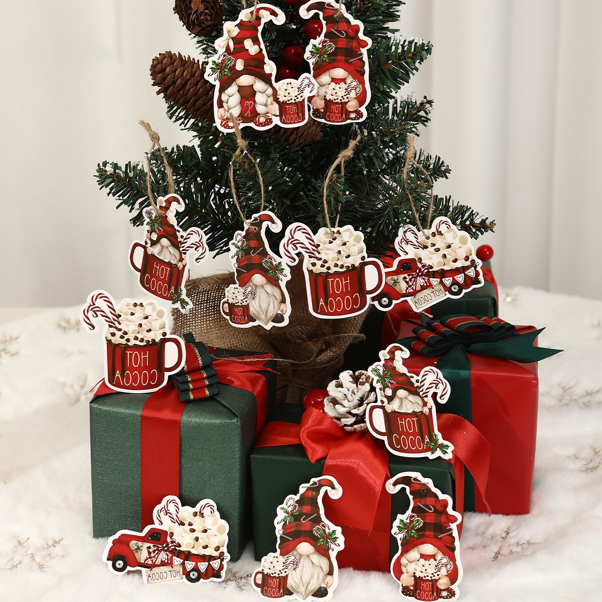 12pcs Christmas Santa Gnomes P - đánh giá và giá Home Bargains